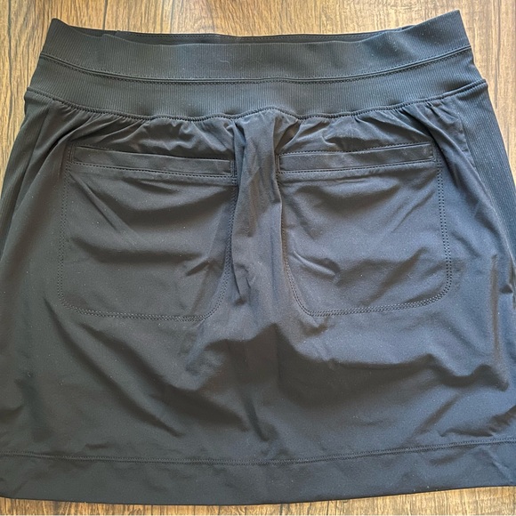 Athleta Brooklyn Heights High Rise Skort Size 8 - Picture 7 of 7